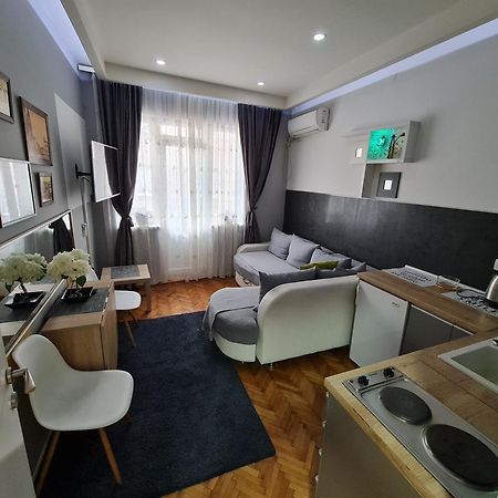 Apartamento Nikola Tesla City Walk Ni Habitación foto