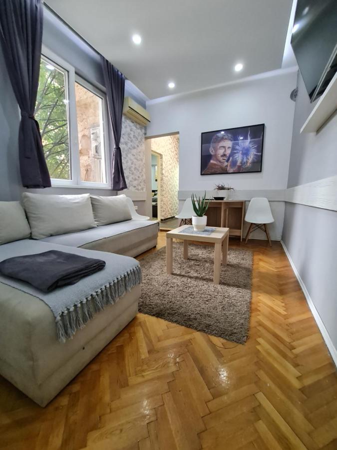 Apartamento Nikola Tesla City Walk Ni Exterior foto