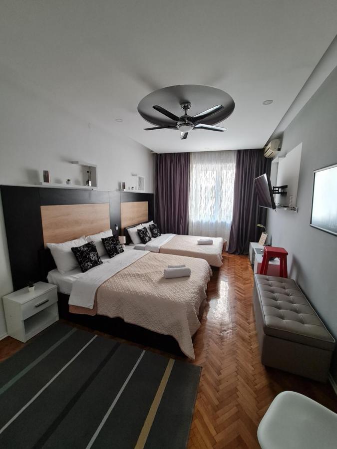 Apartamento Nikola Tesla City Walk Ni Exterior foto